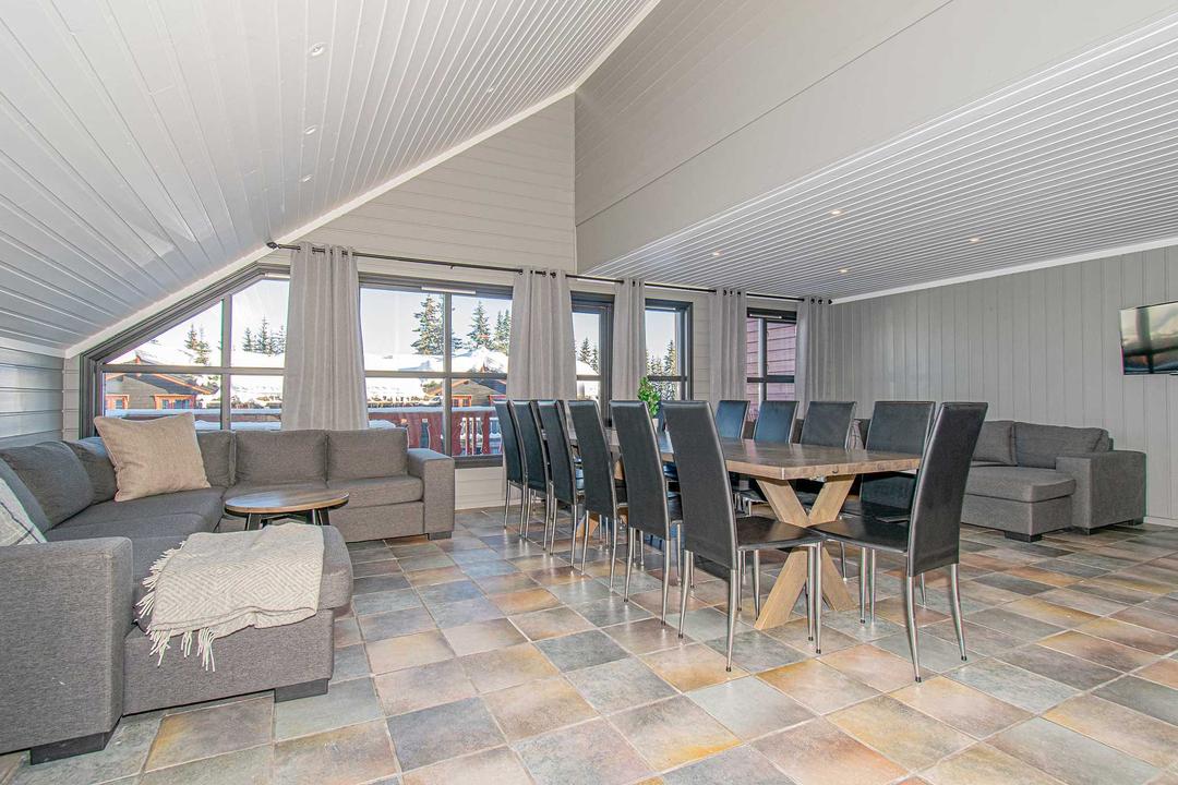 Turistsenteret - BAKKEBYGRENDA 3A - 5 sovrum, 16 bäddar, 132m2 – Bakkebygrenda