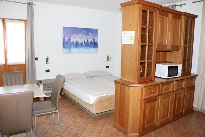 1-værelses studio lejlighed gratis wifi 3 pers. – Chalet Olta (1/7)