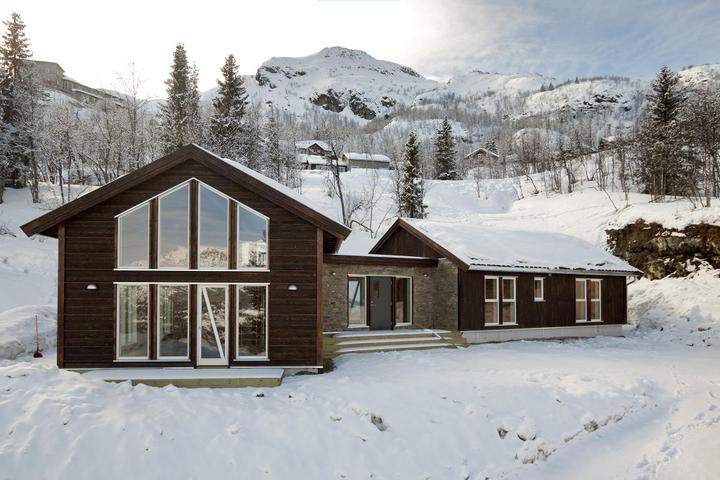 Hemsedal Skisenter – UTSYN – 4 soveværelser, 11 senge, 144m2 – Storhytter Hemsedal Skisenter (1/5)