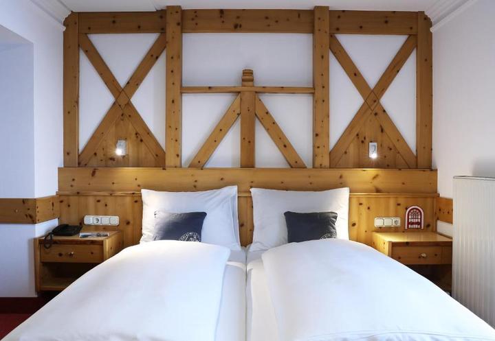 Dobbeltværelse Standard max 2 pers. – Jufa Alpenhotel Saalbach (1/5)