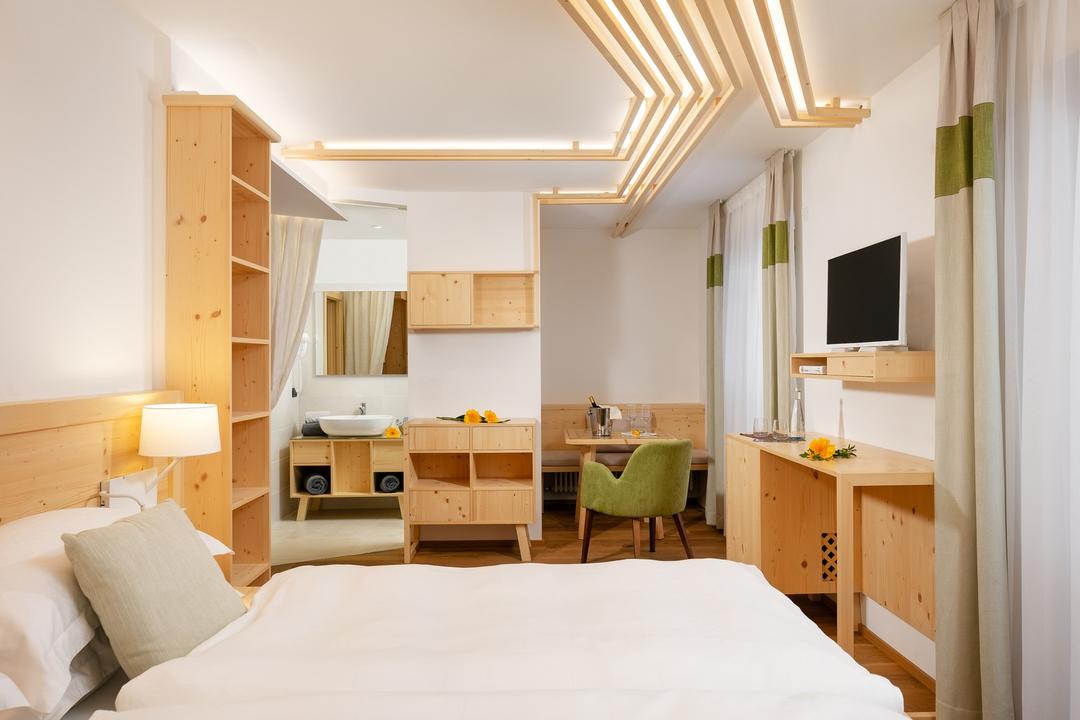 Superior dubbelrum med balkong – Hotell Pareda