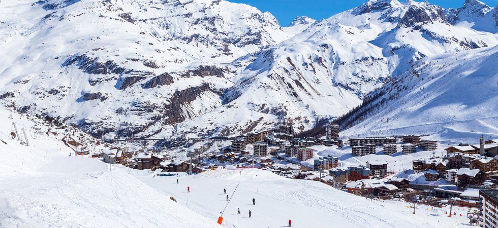 Skiferie i Frankrig - Bjergside med skilandsby