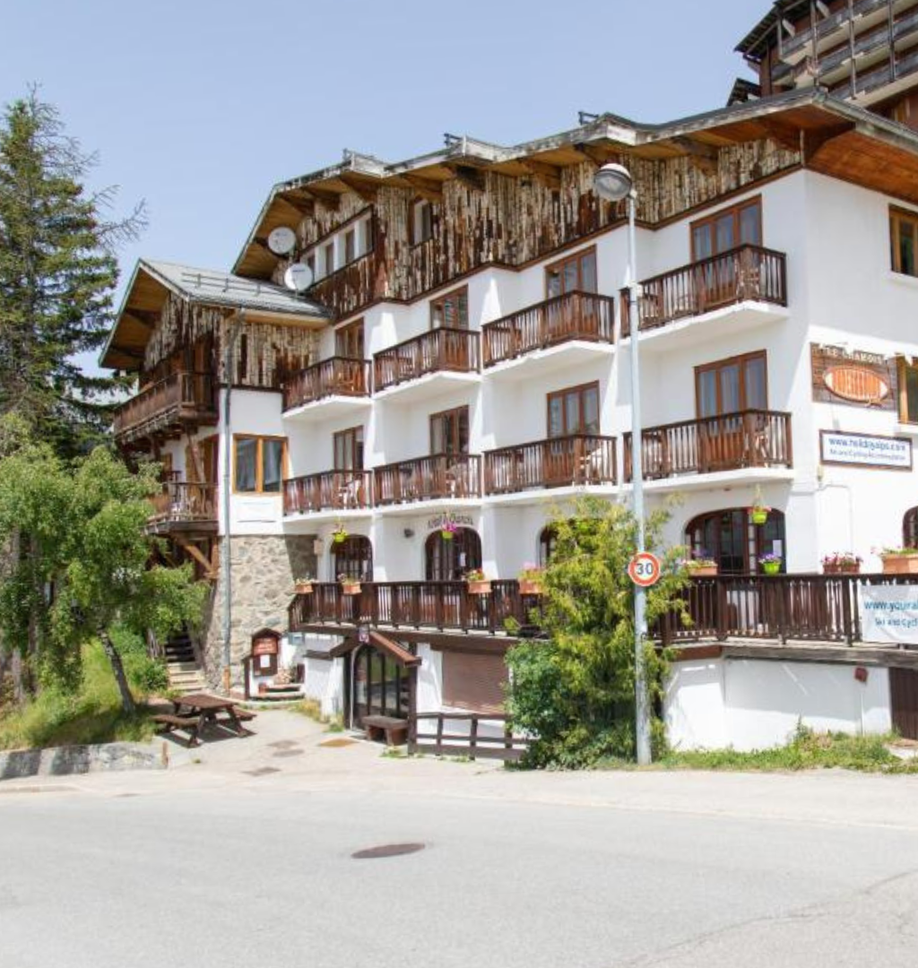 Hotel Le Chamois sommarsemester i Alpe d