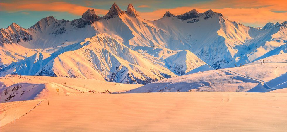 Skiferie i La Toussuire - piste i solnedgang