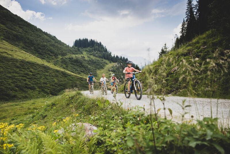 Bike_and_Hike_Sattelkopf_Sommer © TVB St. Anton am Arlberg_Patrick Bätz (4)