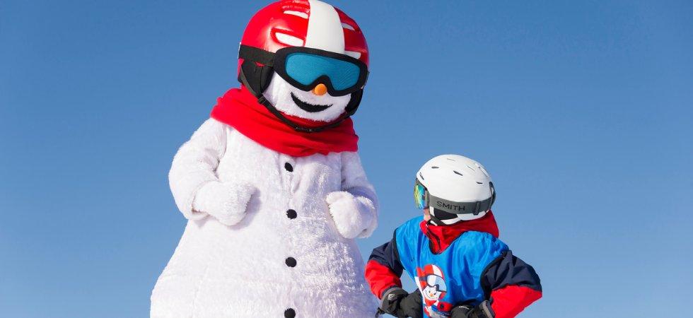 Skiferie i Trysil - barn med maskot