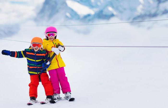 Skiferie i Val Thorens - Børn på træklift