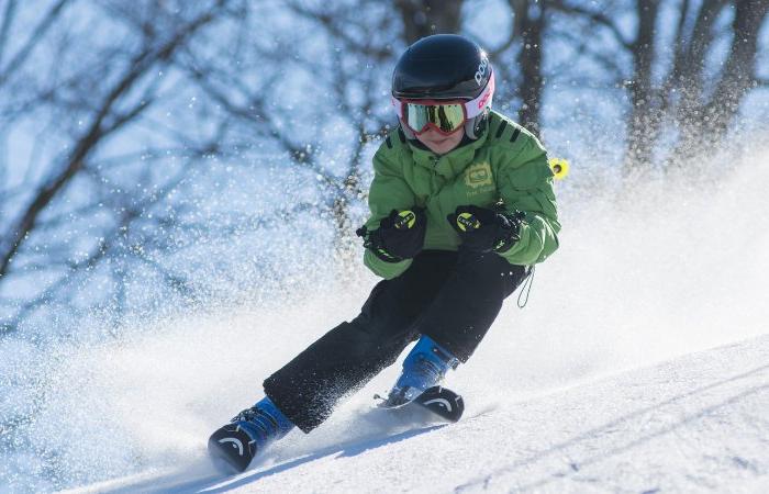 Skiferie i Wagrain - Dreng der carver