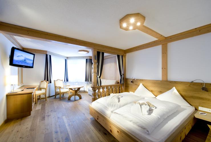 Superiorrum A Max 4 Pers. – Sport Hotel Olymp Hochgurgl