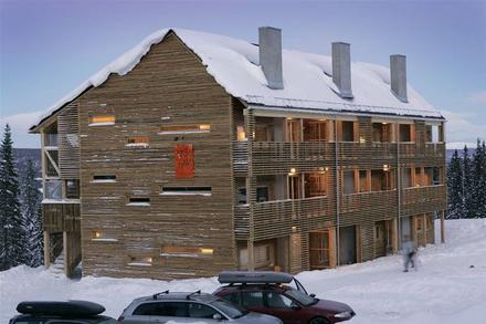 BASE CAMP 121 – bild 2