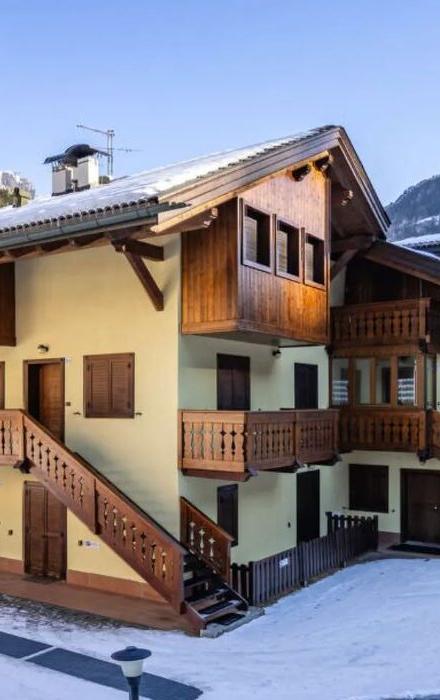 Casa Emilia, Canazei