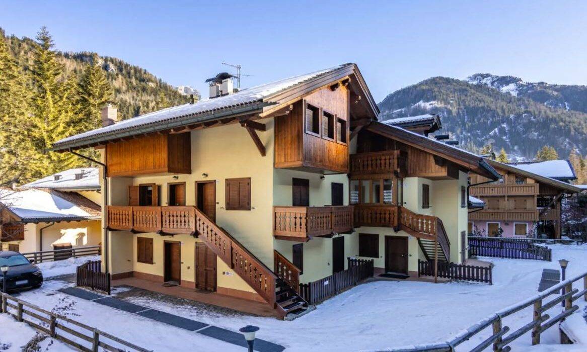 Casa Emilia, Canazei