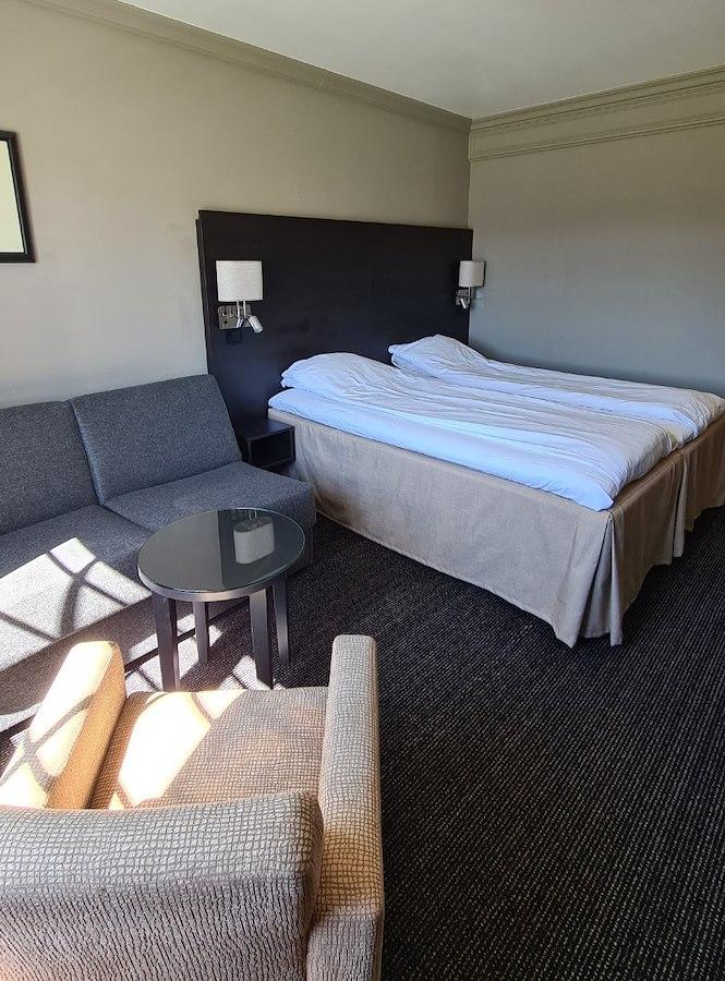 Dr. Holms Hotel