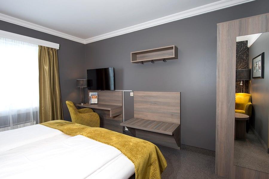 Dr. Holms Hotel