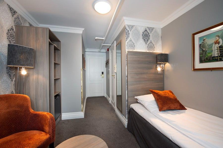 Dr. Holms Hotel