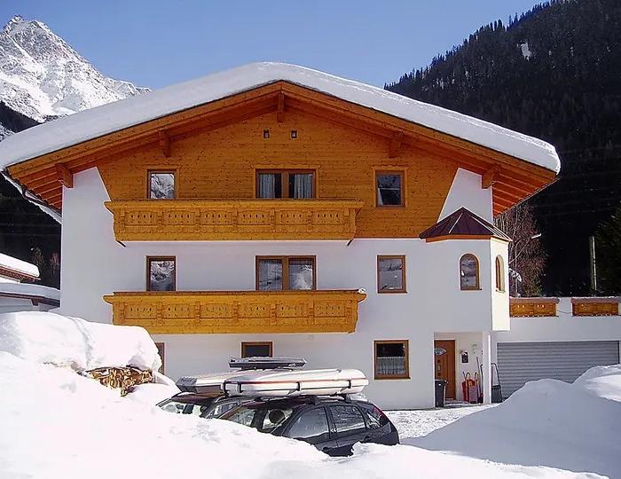 Haus Stark
