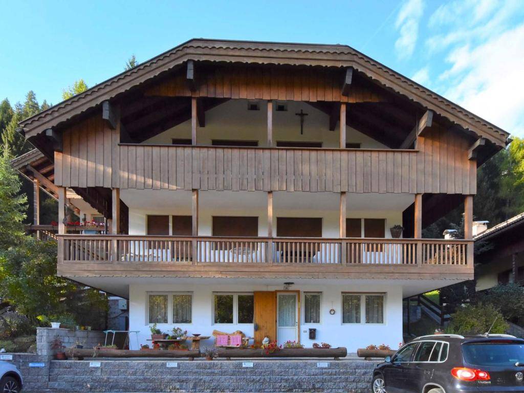 Villa Bellavista (Campitello di Fassa), Canazei
