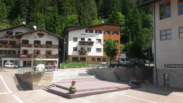 Hotel Oswald (Canazei)