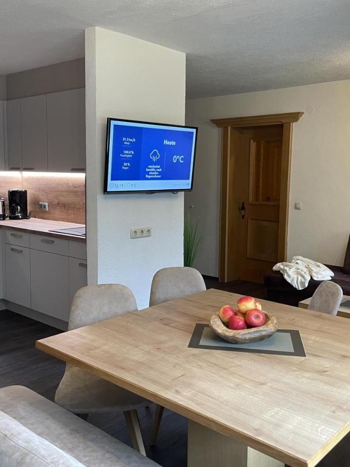 Apartment (1 extra-large double bed) - Free WiFi – Haus Anna