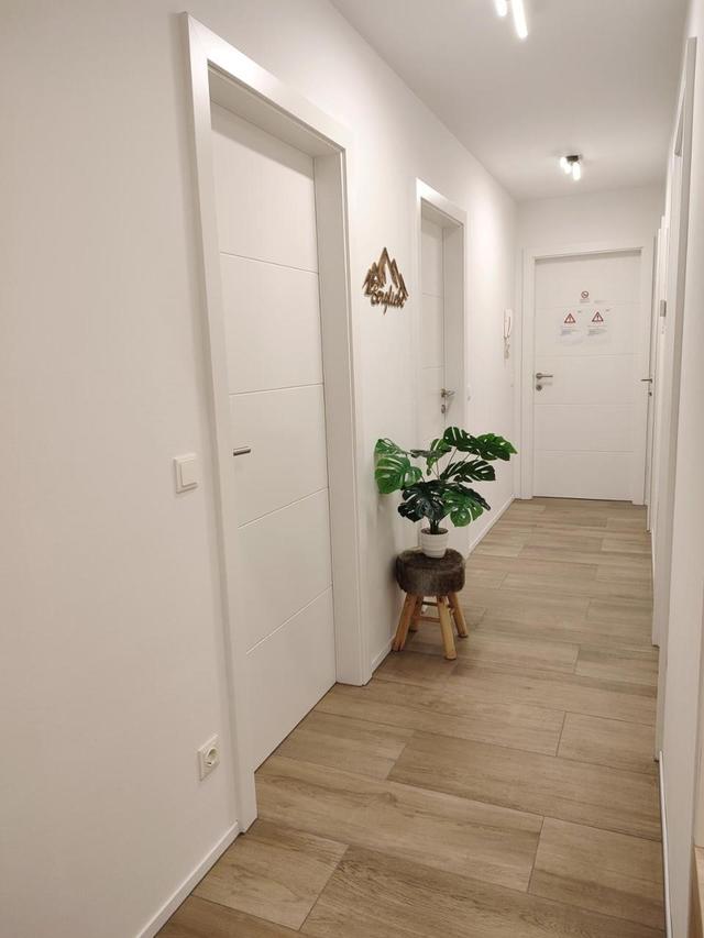 Modern Mountain Apartment - Free Parking & Sauna – billede 28