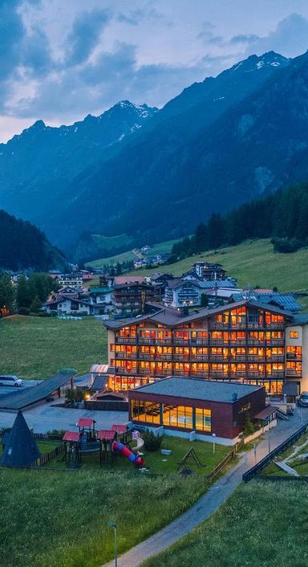 Hotel Sunny Solden – billede 1
