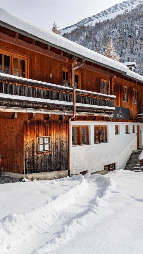 Chalet Flocke Appart Murmeltier – St. Anton