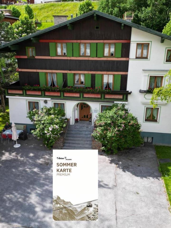 Double Room (1 large bed) - Free WiFi – Haus Gamberg