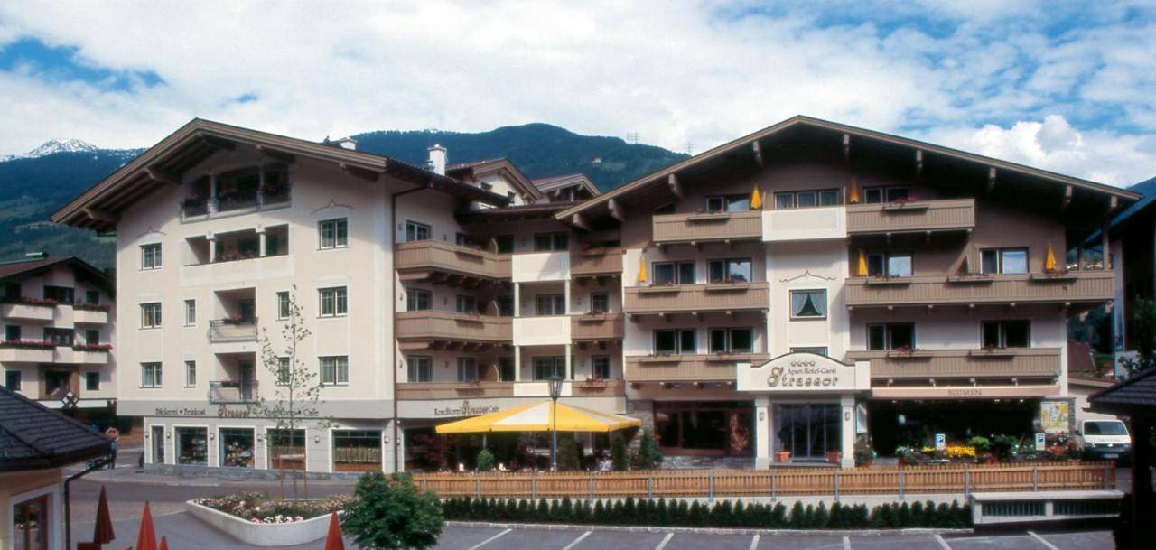 Apart-Hotel-Garni Backerei Strasser, Zell am Ziller