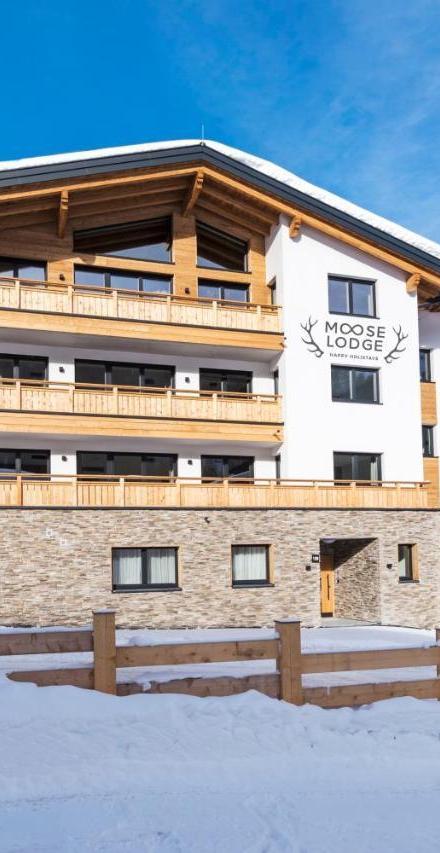 Moose Lodge – billede 1