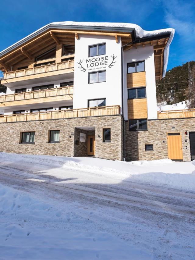 Moose Lodge – billede 3