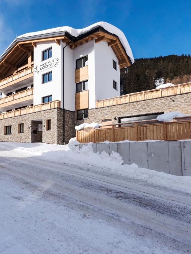 Moose Lodge – billede 4