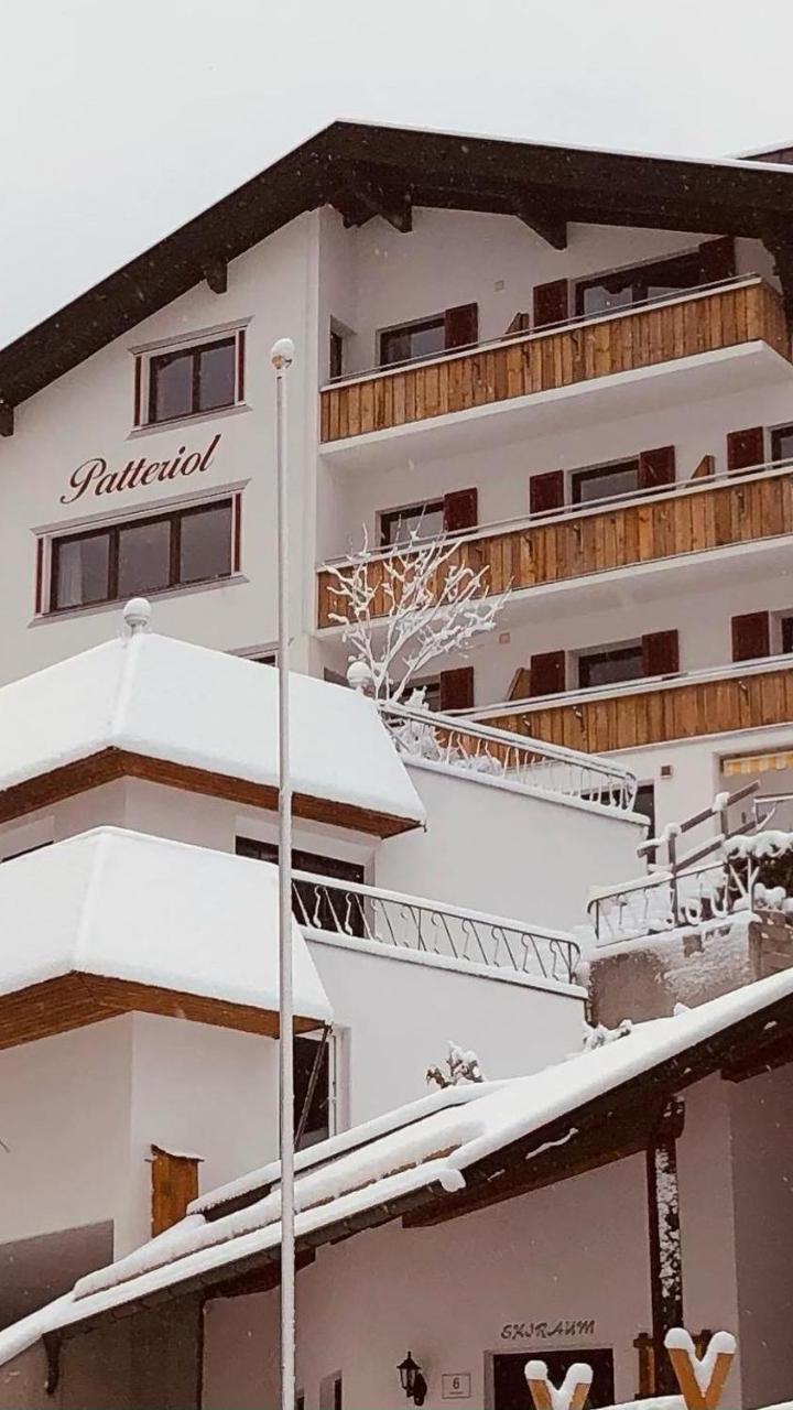 Double Room (1 large bed) - Free WiFi – Hotel Garni Patteriol
