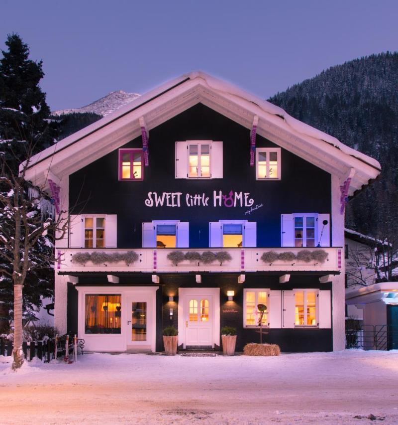 Raffl's Sweet Little Home