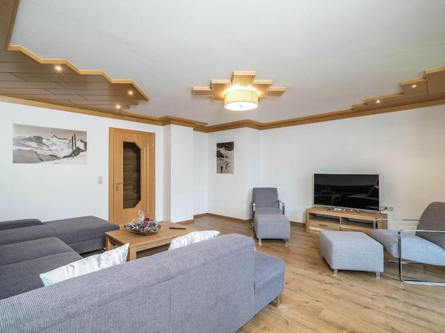 Large Luxury Chalet Near Ski Area Zillerarena Konigsleiten – billede 15