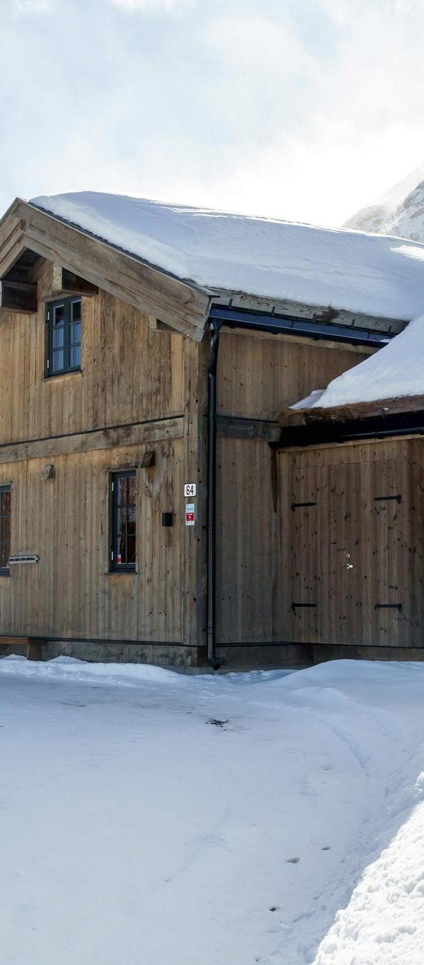 Sentrum – TOTTENHEIM – 5 soveværelser, 20 senge, 170m2 – Storhytter Hemsedal Sentrum