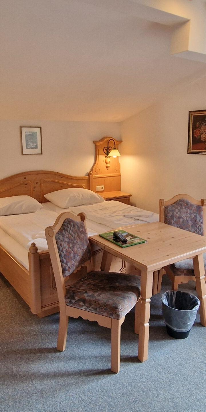 Dobbeltværelse ”Kohlmais m balkon” max 2 pers. – Pension Eder