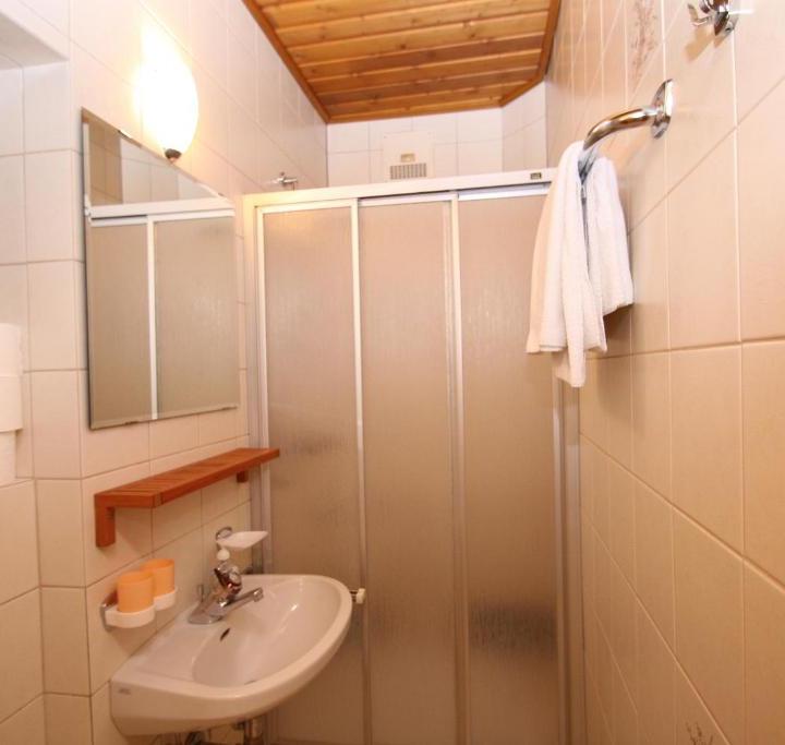 Studiolejlighed “A” max 2 pers. – Apartment Reiterhaus