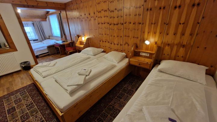 Familieværelse “Bernkogel nr. 12, 30” max 5 pers. – Pension Eder (1/36)