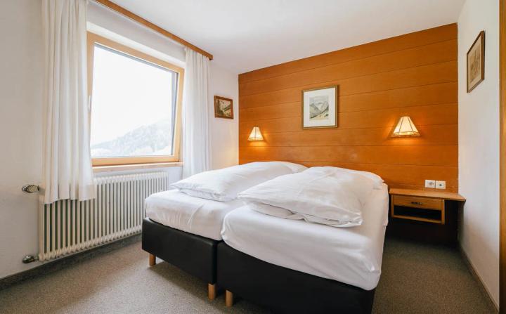 Dobbeltværelse max 2 pers. – Pension Alpenheim (1/3)