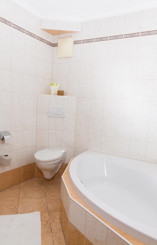 Dobbeltværelse Standard max 1 pers – Wellness & Sporthotel Bruggerhof