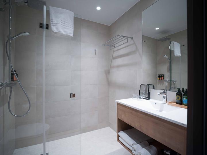 Deluxe dobbeltværelse petite max 2 pers. – Skarsnuten Hotel (1/2)