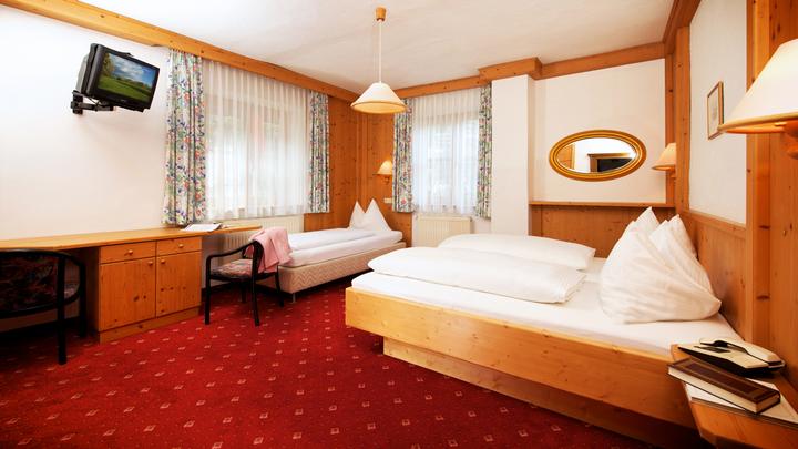 Trippelværelse max 3 pers. – Hotel Grafenwirt (1/6)