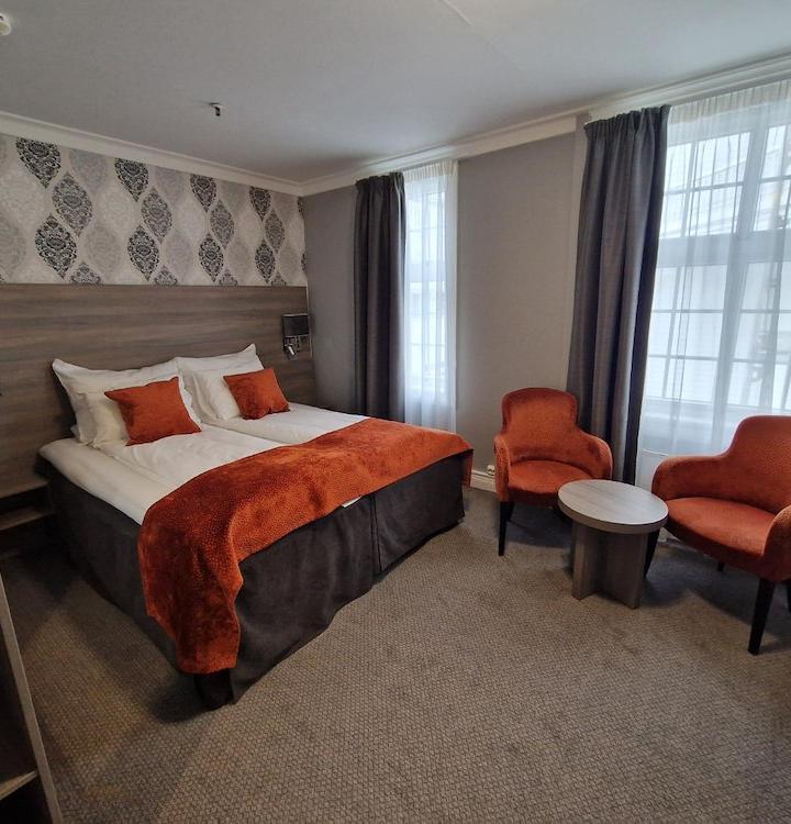 Dobbeltværelse max 2 pers. – Dr. Holms Hotel