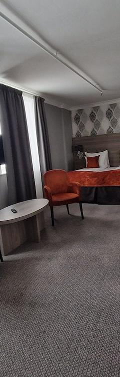 Dobbeltværelse “superior” max 2 pers. – Dr. Holms Hotel