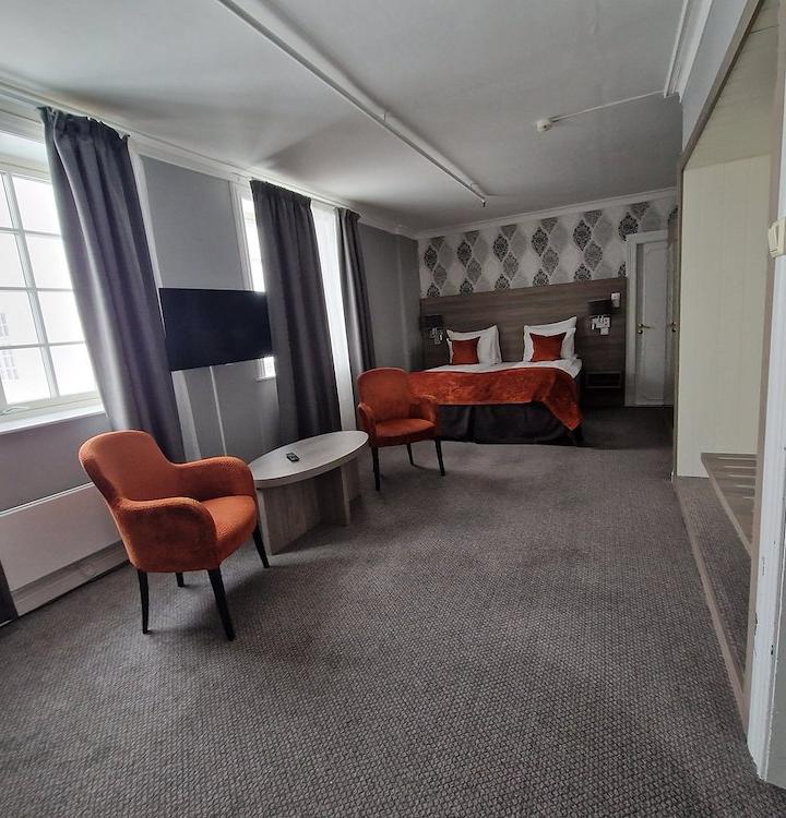 Trippelværelse “superior” max 3 pers. – Dr. Holms Hotel