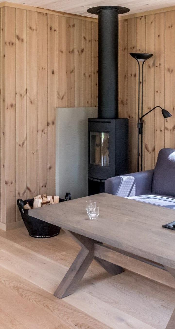 Hytte ”superior” max 10 pers. – Geilolia stugor och lägenheter
