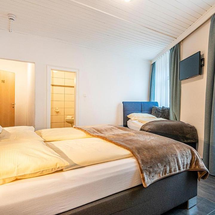 Trippelværelse max 3 pers. – Hotel Bristol