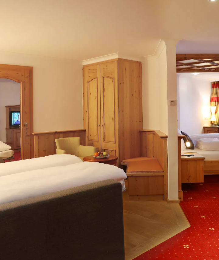 Familieværelse max 4 pers. – JUFA Alpenhotel Saalbach (JF)