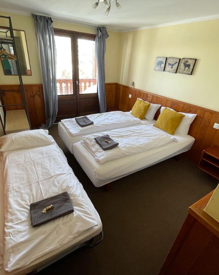 Dobbeltværelse m opredning max 3 pers. – Hotel Belle Étoile