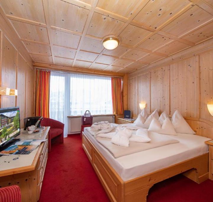 Dobbeltværelse ”Alpenrose” max 2 pers. – Hotel Latini